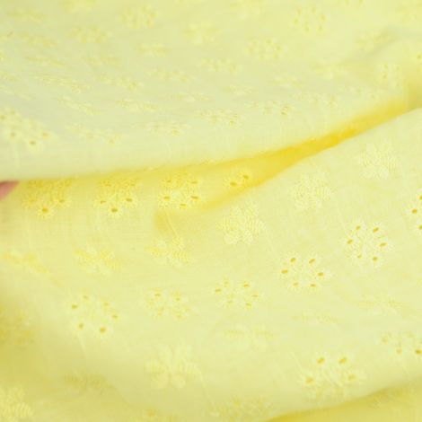 Ткань хлопок вышивка (шитье) «Цветы» лимонный